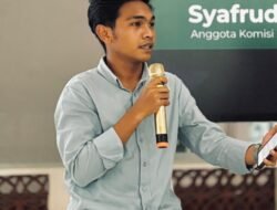 Demokrasi di Persimpangan, Pendidikan yang Kehilangan Arah.