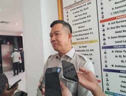 Viktor Yuan Minta Pemkot Samarinda Lindungi Angkutan Lokal di Tengah Rencana Taksi Berargo